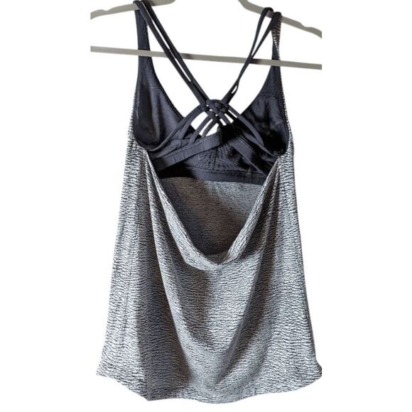 LULULEMON ATHLETICA Knot Your Typical Tank 'Medium Support A/B Cup' Size 4 - Picture 5 of 6
